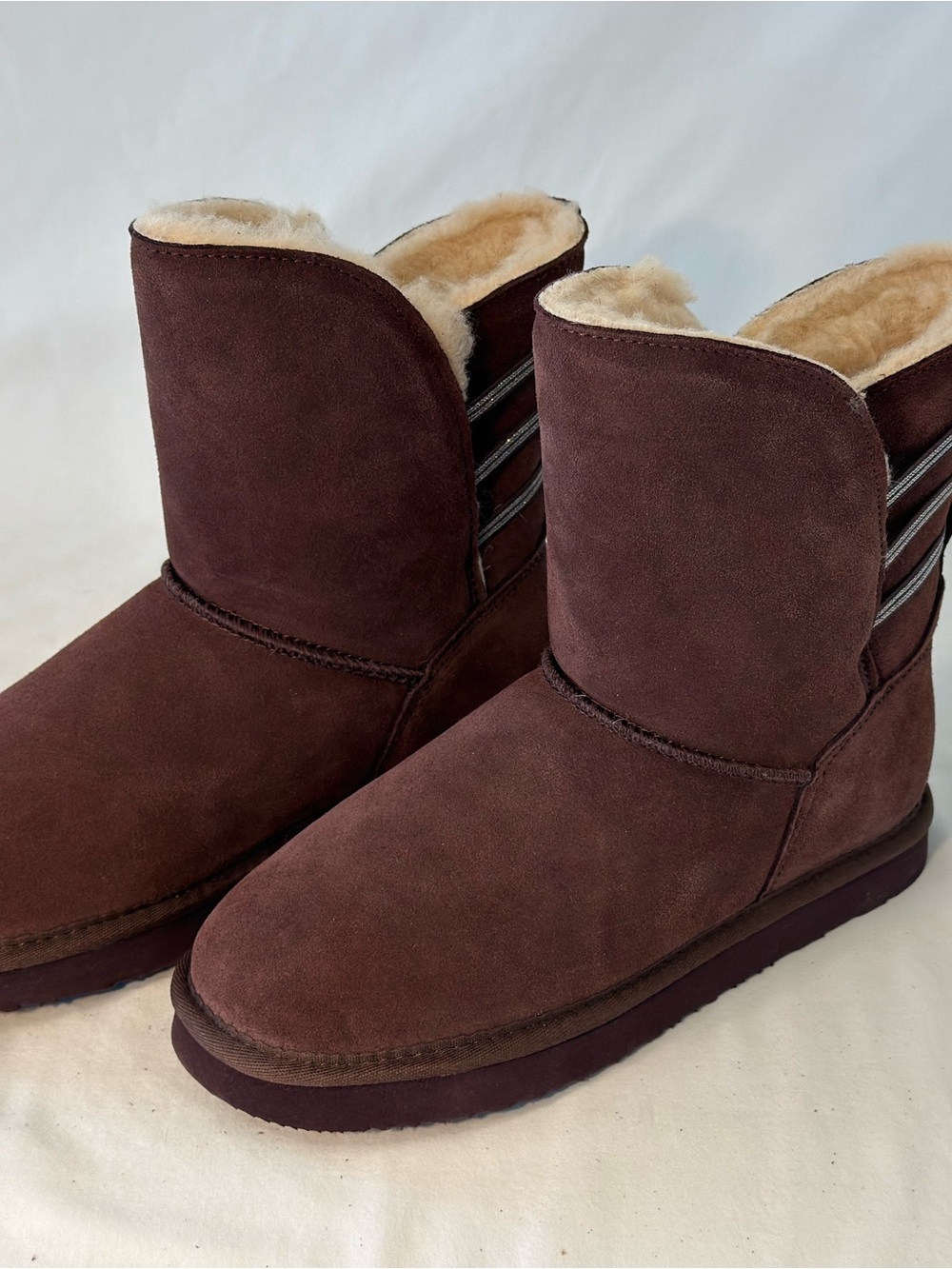 BearPaw “Terri B.” Women's Suede Ankle Boots in Brown size 6.5